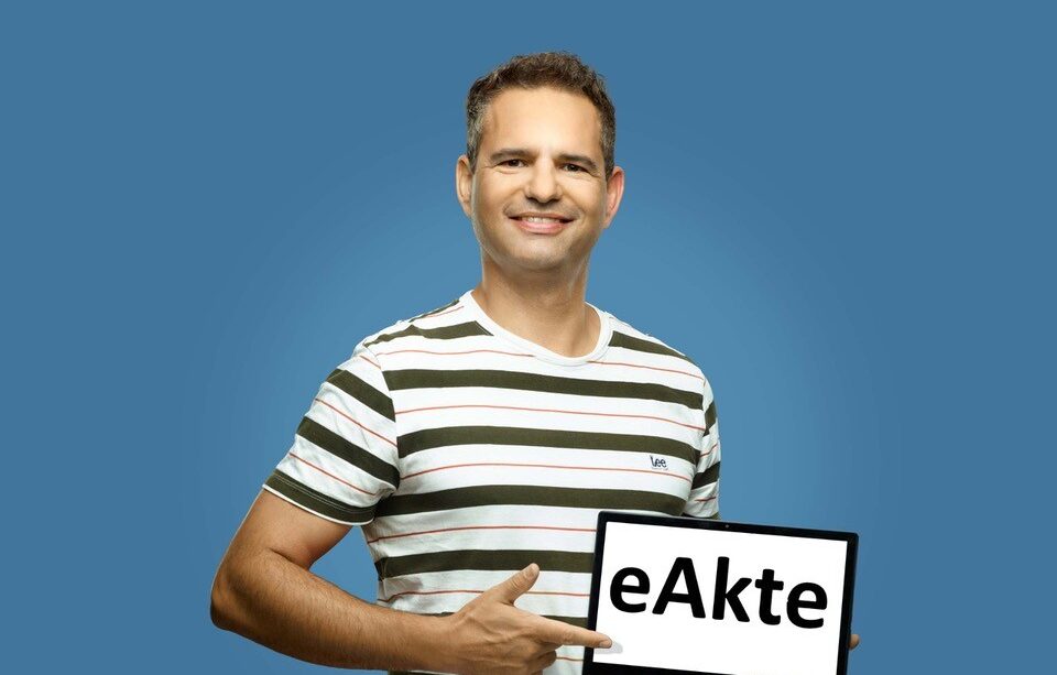 Philipp Späth arbeitet im Haupt- und Personalamt der Stadt Freiburg und ist Teil des Teams e-Akte.